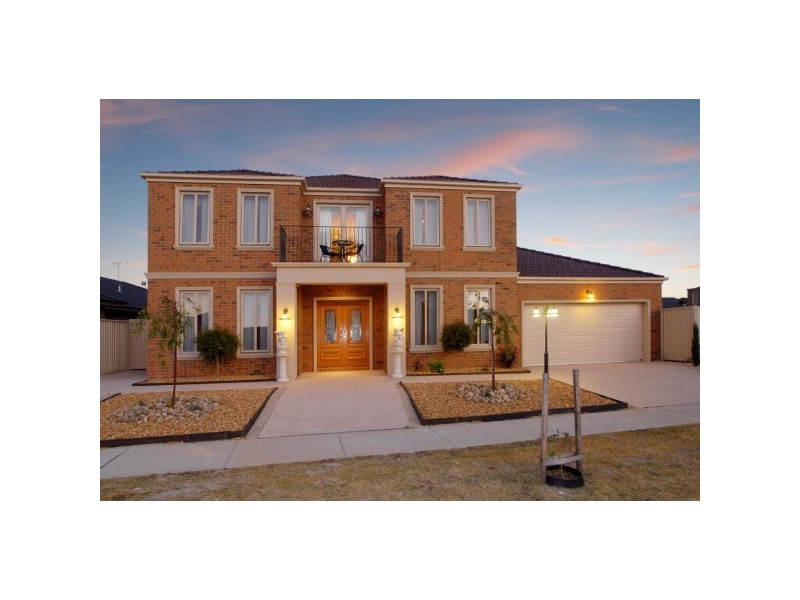 9 Wood Duck Court, Langwarrin VIC 3910