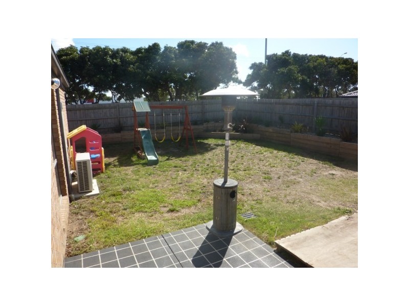 3 Alpha Mews, Skye VIC 3977