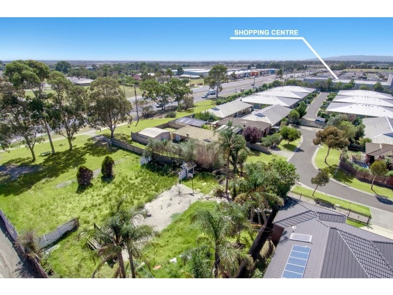 18 Kieran Court, Carrum Downs VIC 3201