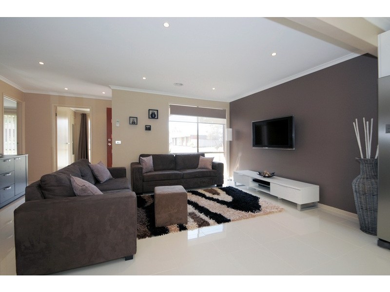 29 Woodvale Drive, Carrum Downs VIC 3201