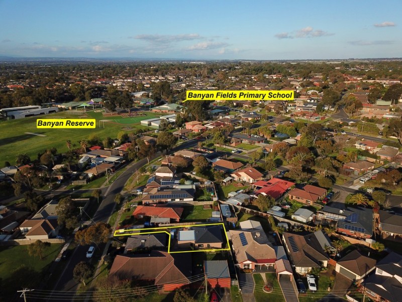 2/58 Luscombe Avenue, Carrum Downs VIC 3201