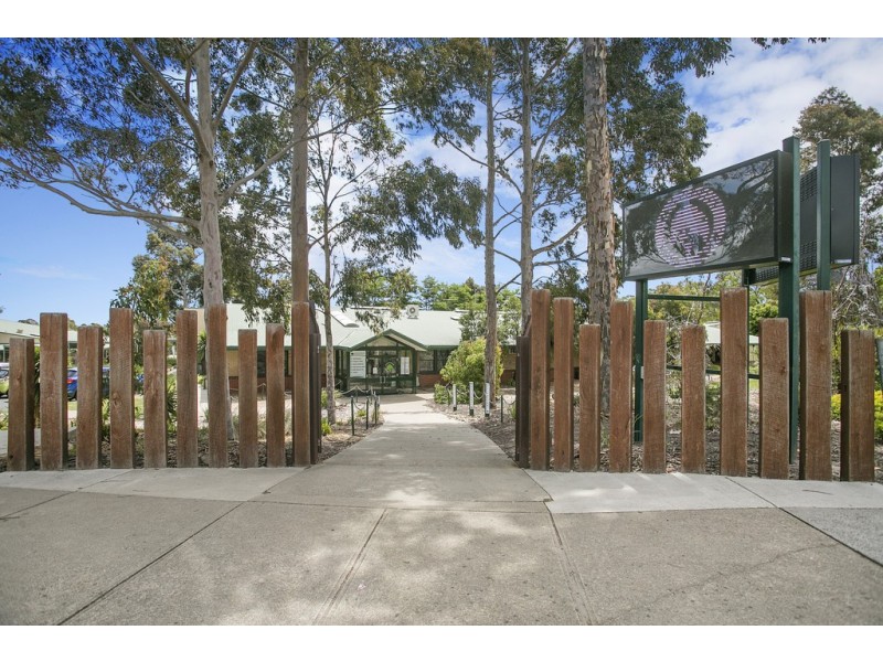 2/58 Luscombe Avenue, Carrum Downs VIC 3201