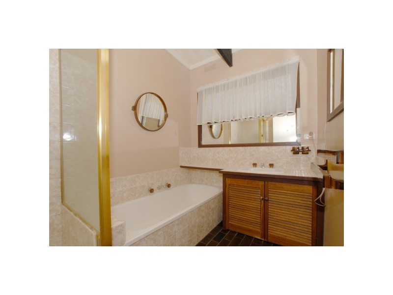 13 Elliott Street, Seaford VIC 3198