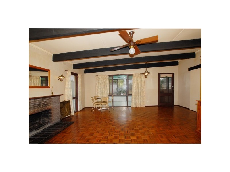 13 Elliott Street, Seaford VIC 3198