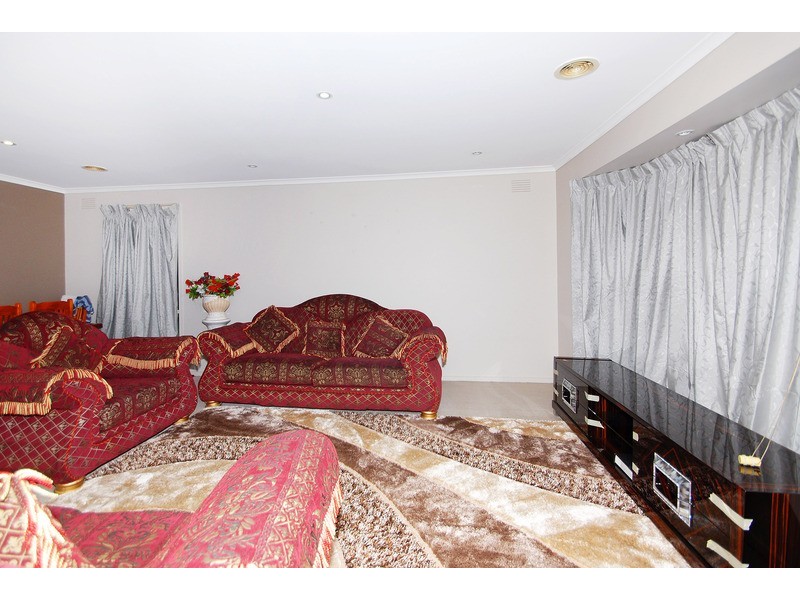 11 Corella Court, Carrum Downs VIC 3201