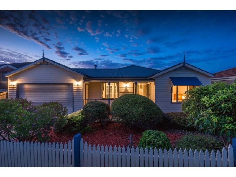 7 Carmela Way, Carrum Downs VIC 3201