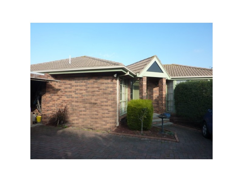 2/57 Rowellyn Avenue, Carrum Downs VIC 3201
