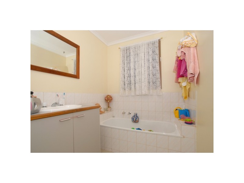 73 Jacana Drive, Carrum Downs VIC 3201
