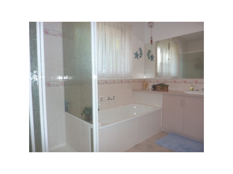 11 Streeton Court, Skye VIC 3977