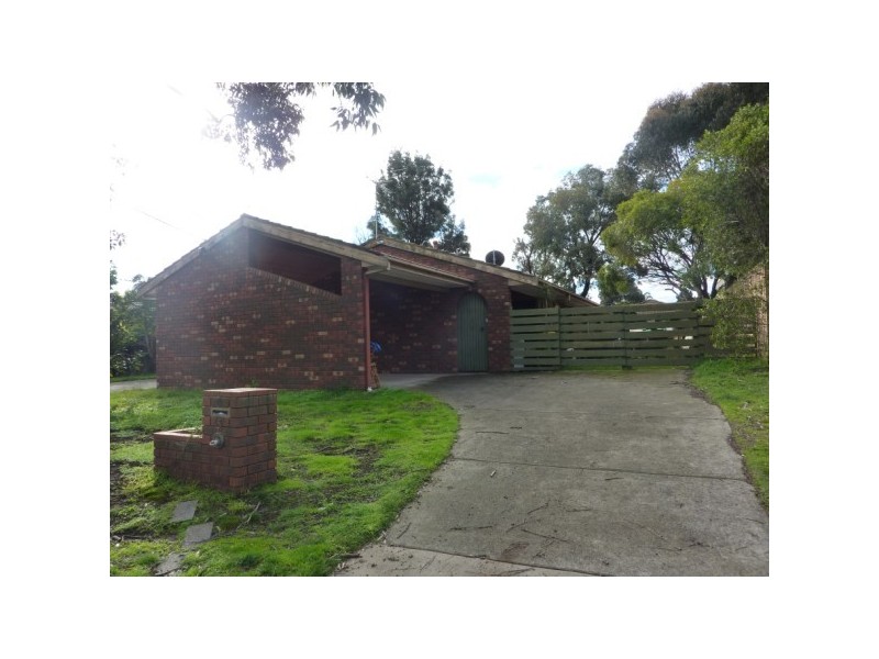 5 Honeyeater Place, Carrum Downs VIC 3201