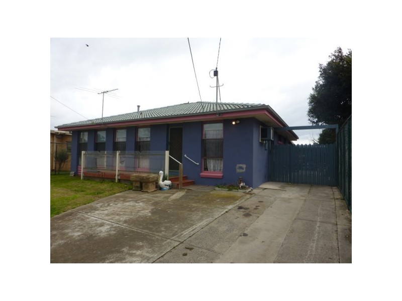 10 Bundy Court, Frankston North VIC 3200