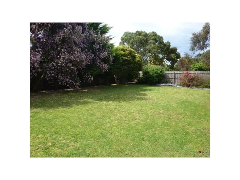 48 Apple Street, Pearcedale VIC 3912