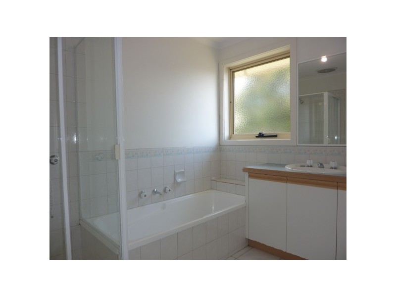 13 Burlorn Court, Carrum Downs VIC 3201