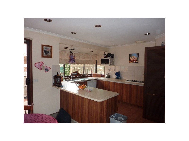 1 Linden Court, Carrum Downs VIC 3201