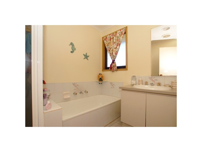 3 Libella Court, Carrum Downs VIC 3201