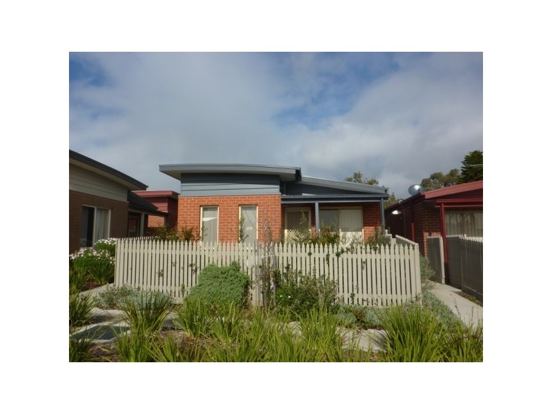 18/19A Cadles Road, Carrum Downs VIC 3201