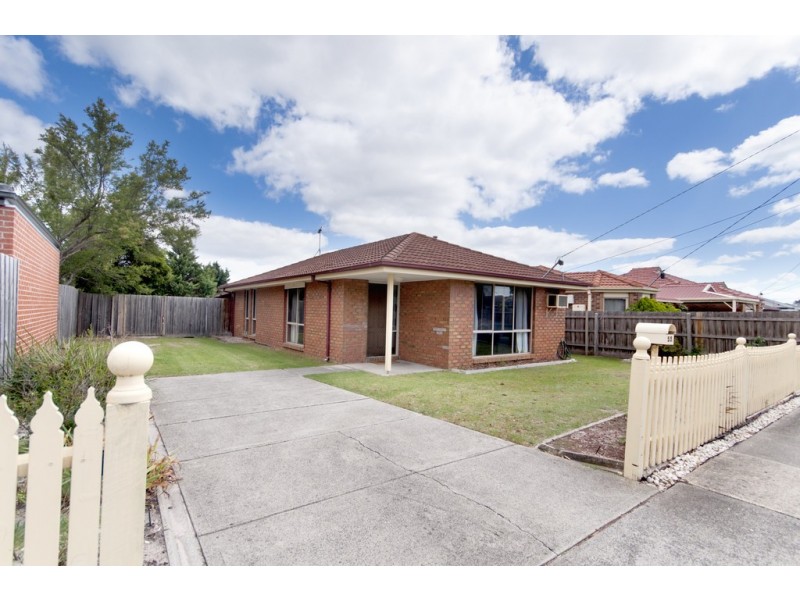 52 Broderick Road, Carrum Downs VIC 3201