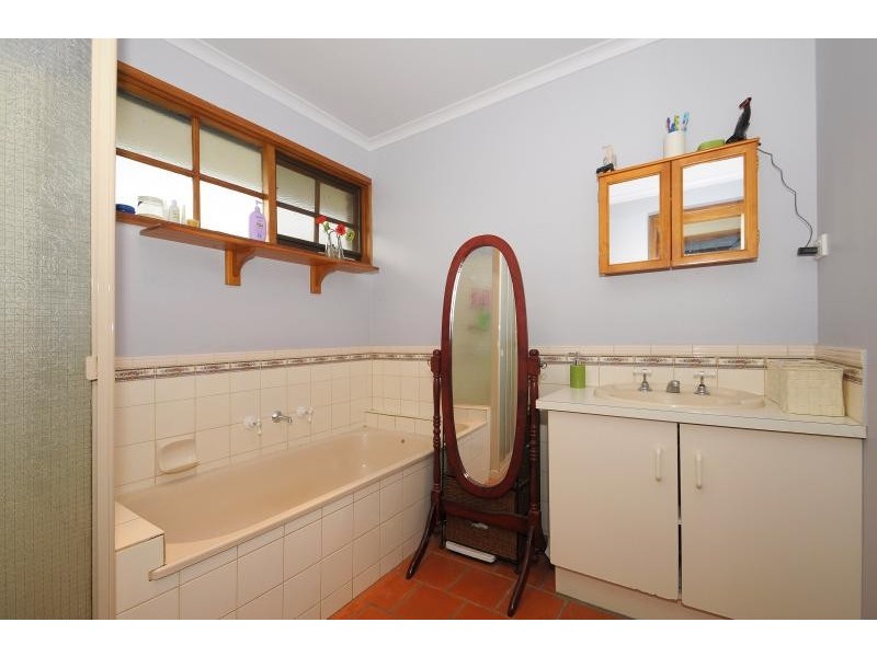 65 Darnley Drive, Skye VIC 3977