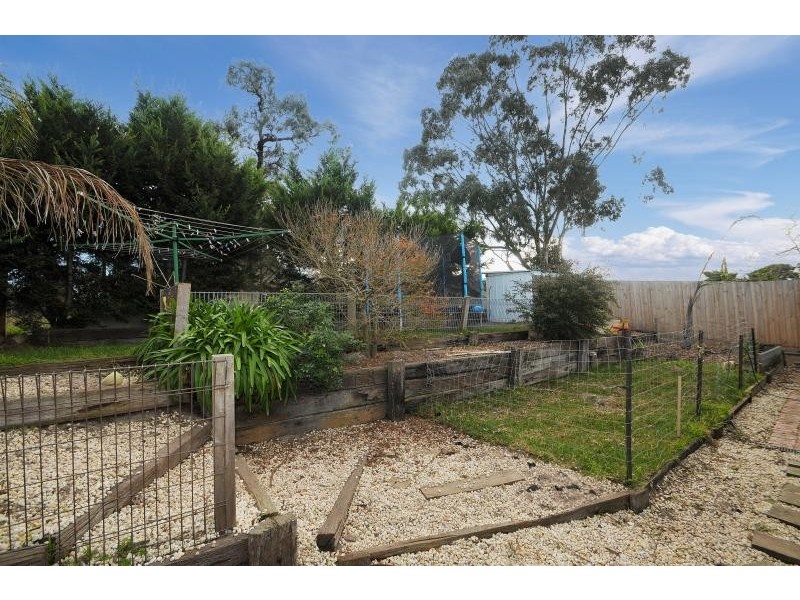 65 Darnley Drive, Skye VIC 3977