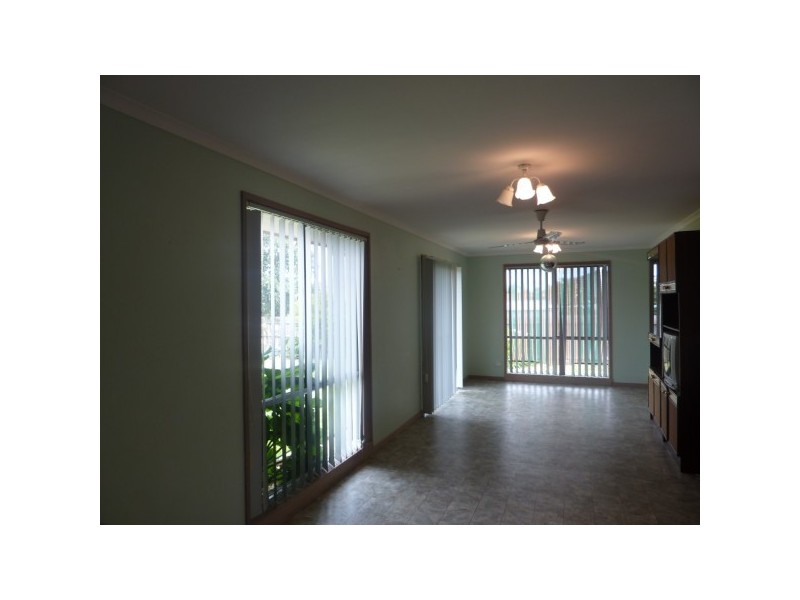 2 Tandarra Court, Carrum Downs VIC 3201