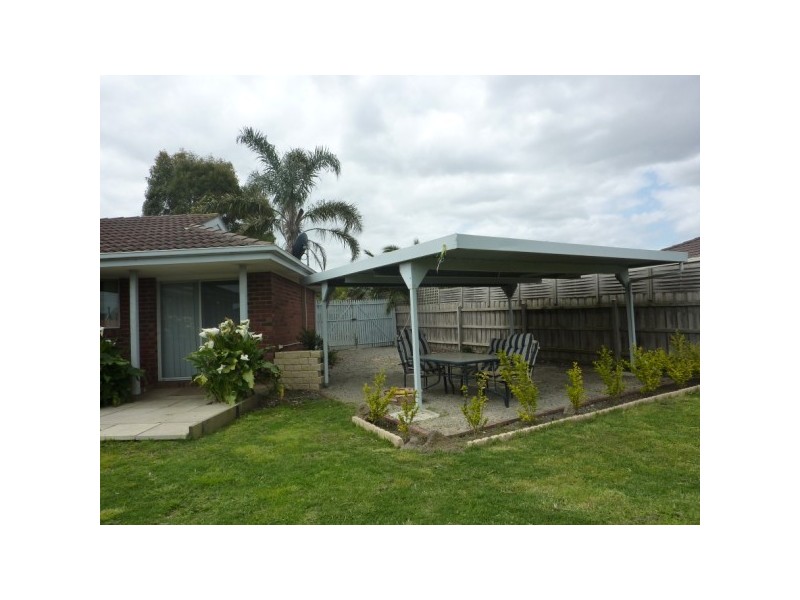 2 Tandarra Court, Carrum Downs VIC 3201