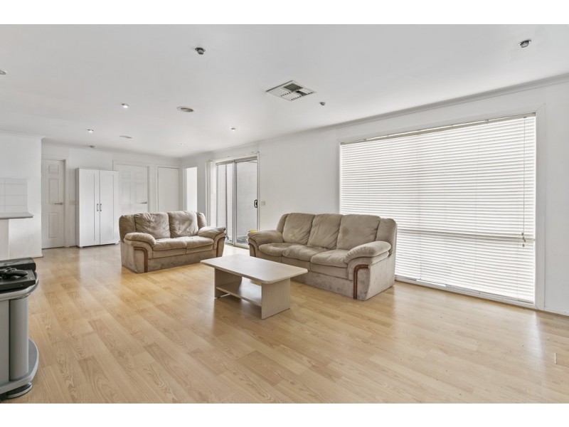 2/21 Brunnings Road, Carrum Downs VIC 3201
