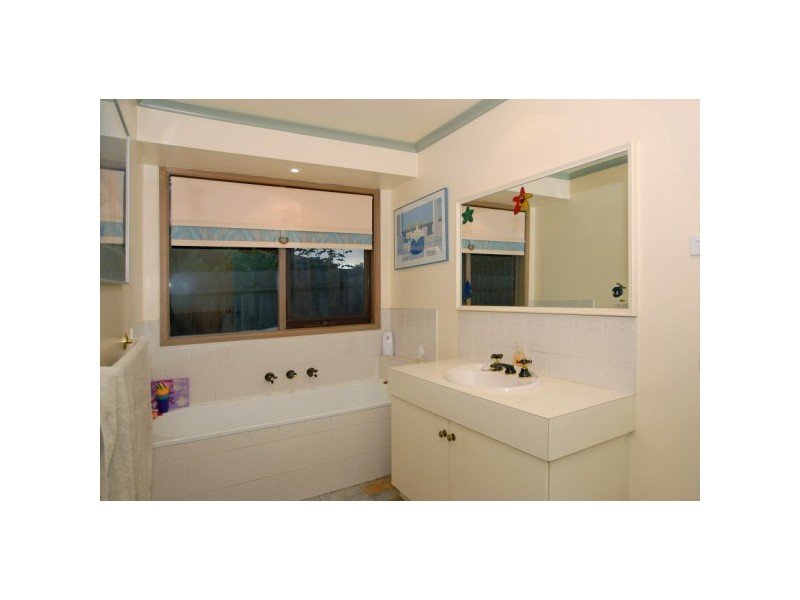 26 Ellwood Drive, Pearcedale VIC 3912