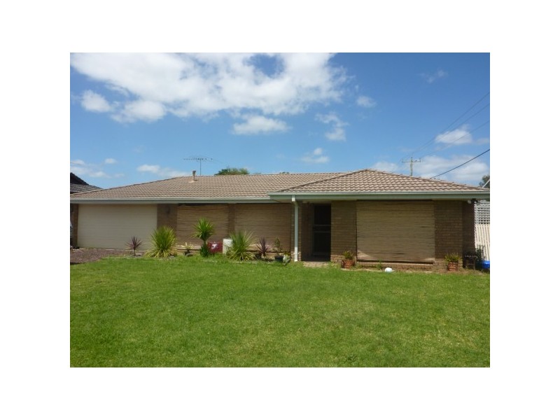 42 McCormicks Road, Skye VIC 3977