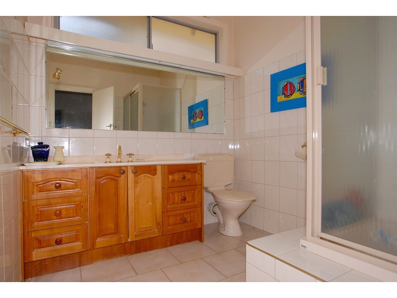 8 Lindsay Street, Beaumaris VIC 3193