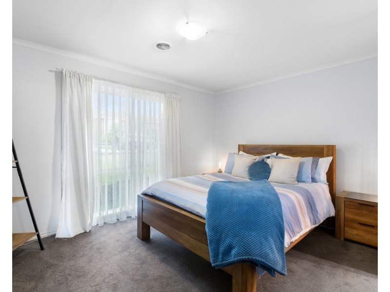 72 Orama Avenue, Carrum Downs VIC 3201