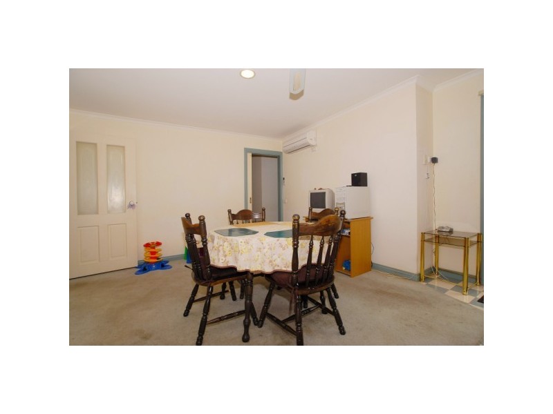 25 Oakwood Drive, Carrum Downs VIC 3201