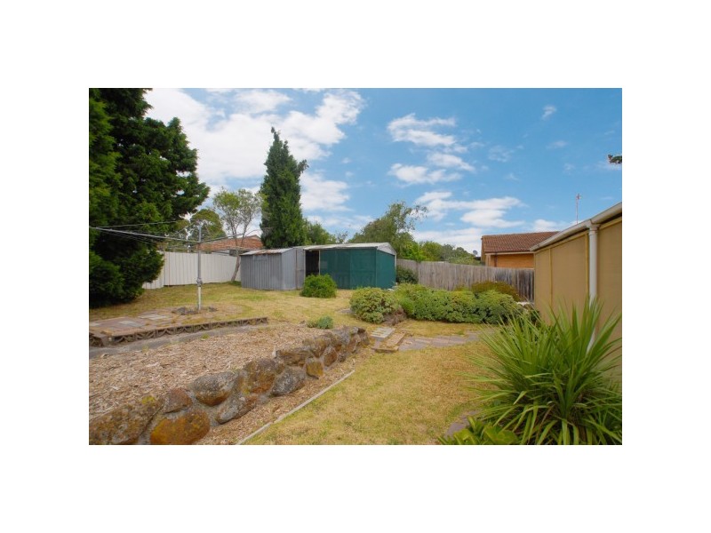 14 Whitewood Street, Frankston North VIC 3200