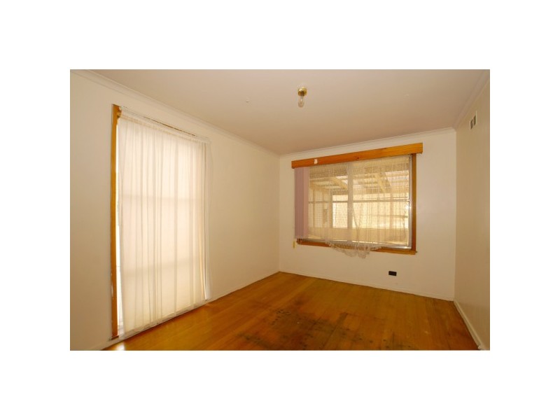 14 Whitewood Street, Frankston North VIC 3200