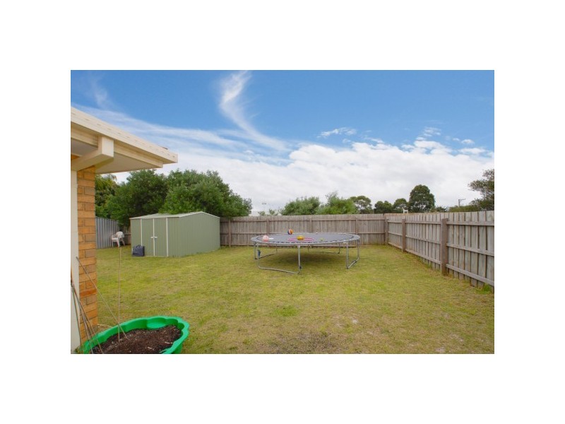 4 Turnstone Court, Carrum Downs VIC 3201