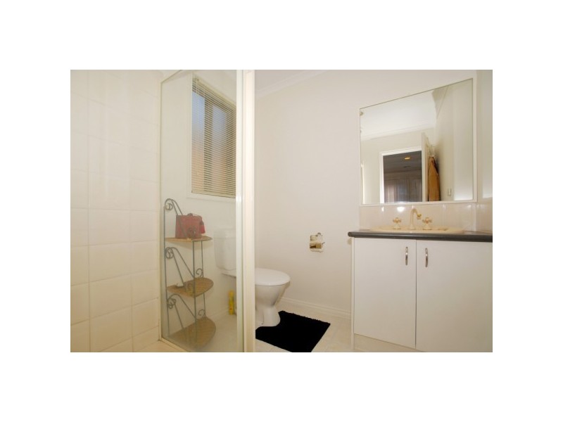 33 Lansell Court, Carrum Downs VIC 3201