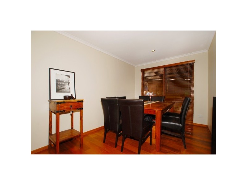 22 Honeyeater Place, Carrum Downs VIC 3201