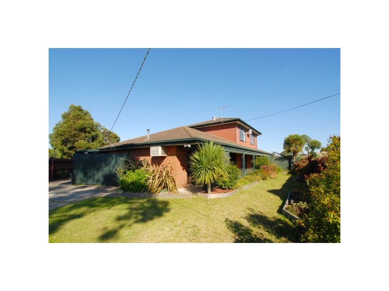 22 Honeyeater Place, Carrum Downs VIC 3201