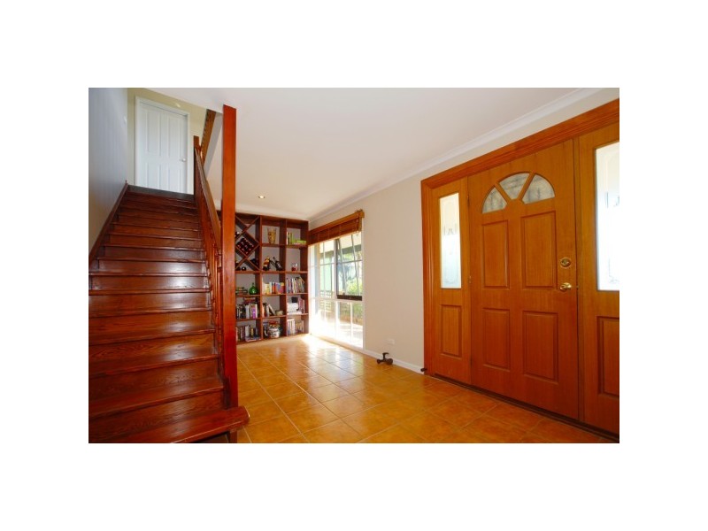 22 Honeyeater Place, Carrum Downs VIC 3201