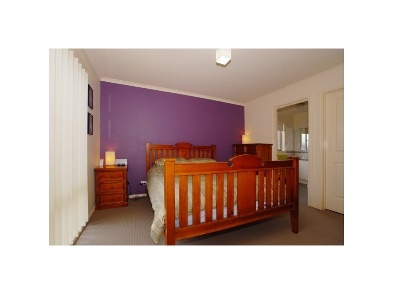 52 Oberon Drive, Carrum Downs VIC 3201