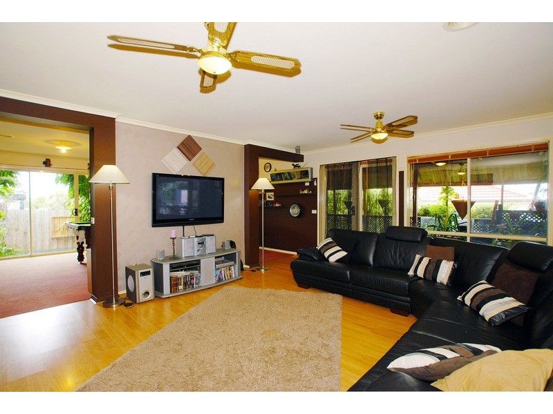 120 Gamble Road, Skye VIC 3977