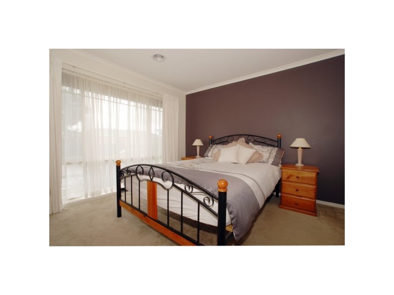 13 Szer Way, Carrum Downs VIC 3201