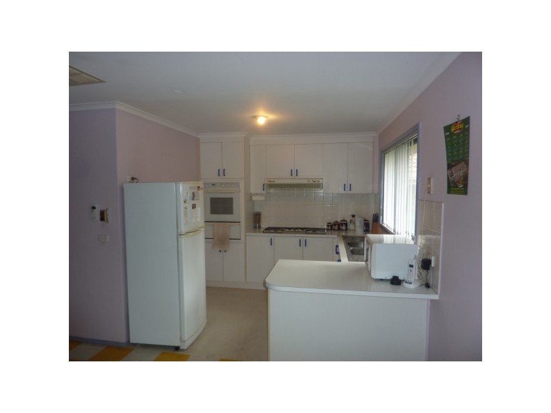 11 Marcella Place, Carrum Downs VIC 3201