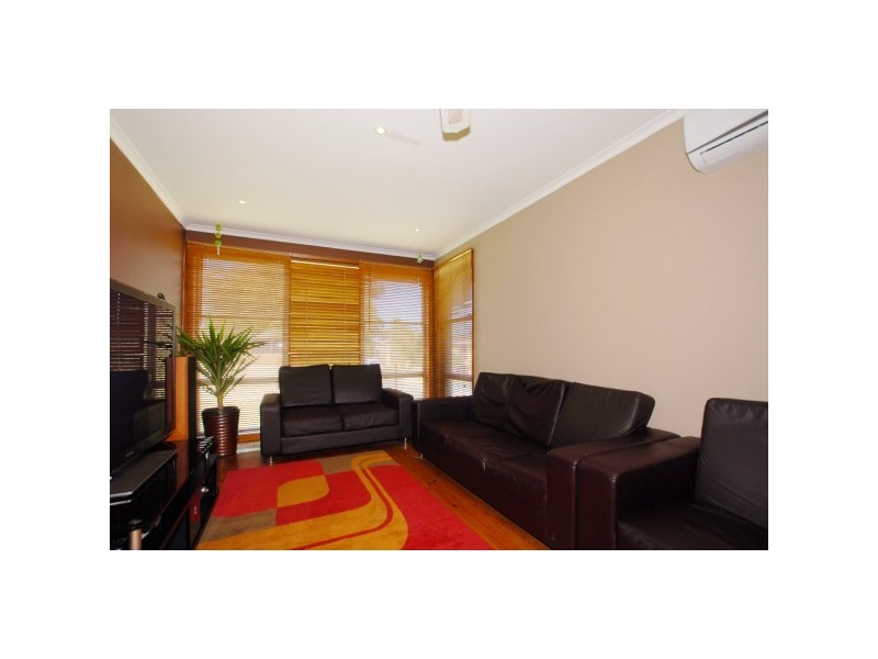 23 Silver Avenue, Frankston North VIC 3200