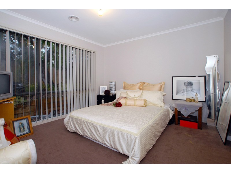 8/31-35 Brunnings Road, Carrum Downs VIC 3201