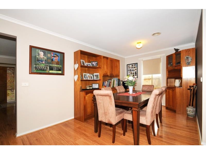 17 Lindas Way, Carrum Downs VIC 3201