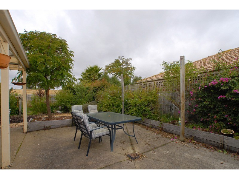 17 Lindas Way, Carrum Downs VIC 3201