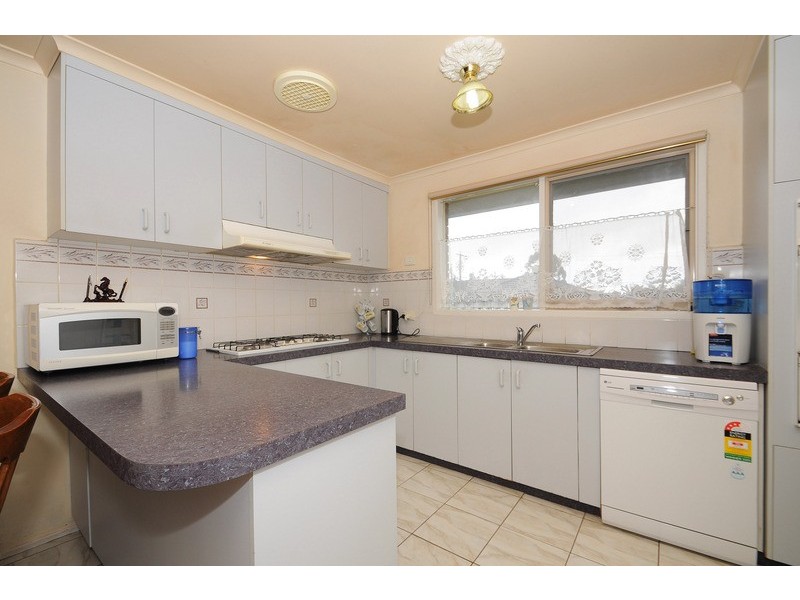 4 Strathearn Court, Carrum Downs VIC 3201