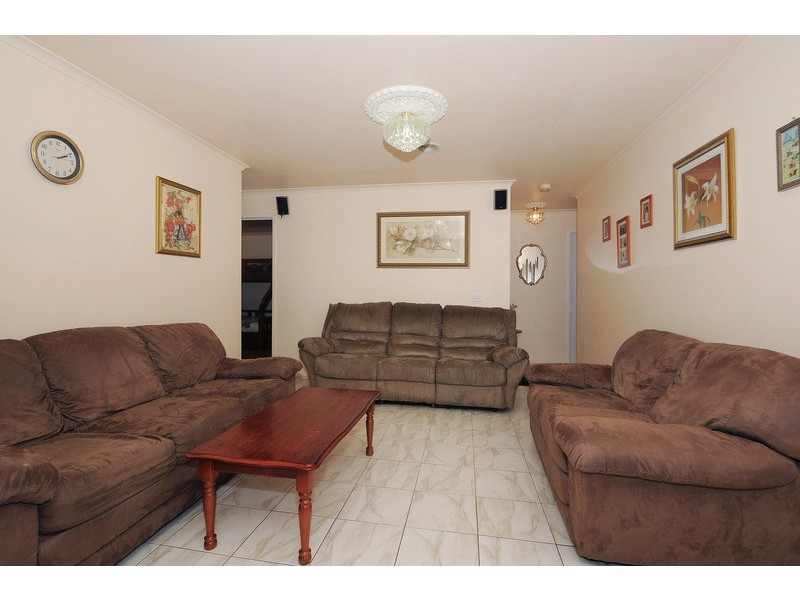 4 Strathearn Court, Carrum Downs VIC 3201