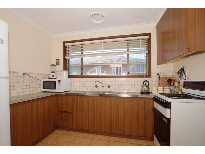 2/13 Stayner Street, Chelsea VIC 3196