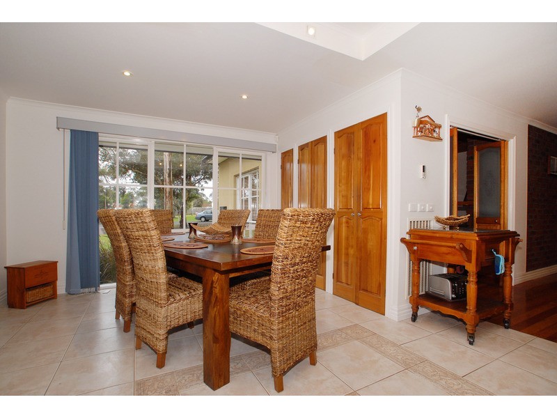 90 McClelland Drive, Langwarrin VIC 3910